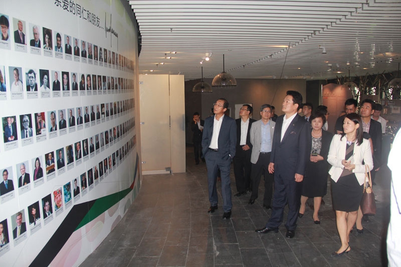 韩国仁川市长率代表团到我馆参观考察